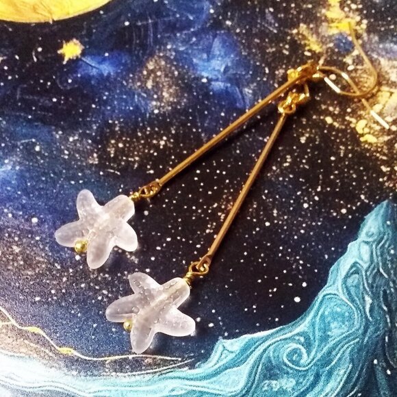 Beachy!!! Frosted White Sea Star Starfish Pressed Glass ~ Dainty Dangle Earrings - Picture 3 of 9